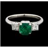 Image 2 : 1.04 ctw Emerald and Diamond Ring - Platinum