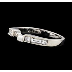 0.30 ctw Diamond Ring - Platinum