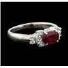 Image 1 : 0.99 ctw Ruby and Diamond Ring - Platinum