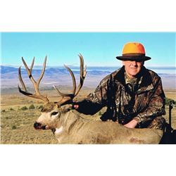 Five Day Archery Mule Deer Hunt for One
