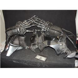 ALEN CYBORG CREATURE ARMOR MONSTER COMPLETE COSTUME