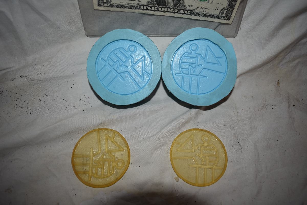 HELLBOY BPRD MOLDS THAT MADE THE LOGO PATCHES LOT OF 2?