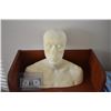 Image 1 : Z-CLEARANCE DISPLAY BUST FOR MASKS HATS WIGS SCULPTING ETC 2