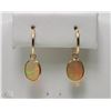 Image 1 : #1-14KT YELLOW GOLD OPAL EARRINGS