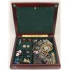 Image 1 : ESTATE JEWELRY BOX WITH CONTENTS