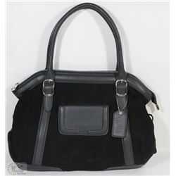 NEW DELLA LEATHER CAMILLE PURSE BLACK RAVEN COLOR