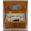 Image 1 : ESTATE JEWELRY BOX WITH CONTENTS