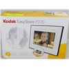 Image 1 : BRAND NEW KODAK EASYSHARE P720 7" DIGITAL FRAME