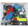 Image 1 : LARGE BAG OF ASSORTED LEGO INCLUDING POLICE