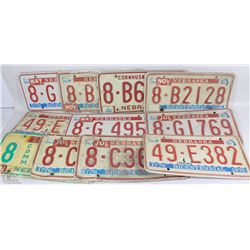 BOX OF OLD COLLECTIBLE LICENSE PLATES