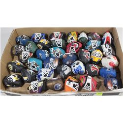 COLLECTION OF 35 ASSORTED MAGNETIC NHL