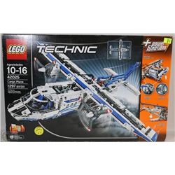 LEGO TECHNIC 1297 PIECE CARGO PLANE IN BOX SEALED