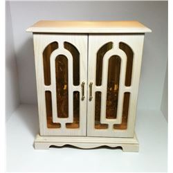 CLEAR FRONTED JEWELRY BOX