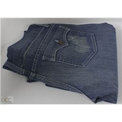 NEW LADIES SLIM JEANS SIZE XL