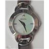 Image 1 : #32-BULOVA LADIES WATCH W/ MOTHER OF PEARL DIAL