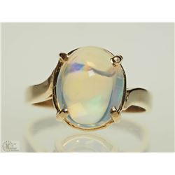 #7-10KT YELLOW GOLD OPAL RING SIZE 6.5