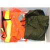 Image 1 : BOX WITH A LOT OF 3 ASSORTED JACKETS AND VESTS