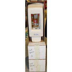 LOT OF 3 GOJO 2000ML WHITE DISPENSER