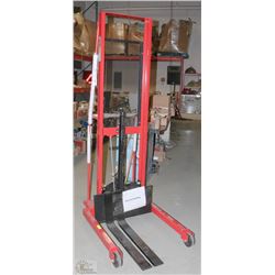 FEATURED ITEM LOT #2391 WILL BE SOLD AT APPROX