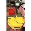 Image 1 : WAREHOUSE CART WITH CHARGER NEEDS BATTERIES