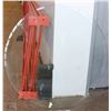 Image 1 : 4' ROUND GLASS TABLE TOP