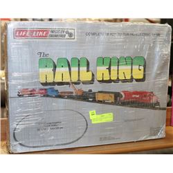 VINTAGE 1970'S LIFE LIKE RAIL KING ELECTRIC TRAIN