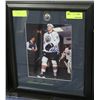 Image 1 : DUSTIN PENNER AUTOGRAPHED AND FRAMED OILERS