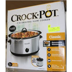 EXTRA LARGE 8 QT CROCKPOT W/ 16 OZ LITTLE DIPPER