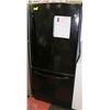 Image 1 : GENERAL ELECTRIC BOTTOM FREEZER BLACK FRIDGE