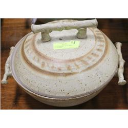 LARGE CERAMIC STONEWARE DUTCH OVEN