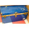 Image 1 : BLUE METAL STEAM TRUNK