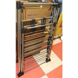 FOLD OUT CLOTHES DRYING RACK