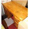Image 1 : SOLID WOOD DESK