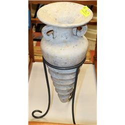 24" VASE WITH METAL STAND