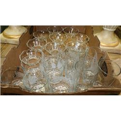 TRAY OF ESTATE GLASSWARE