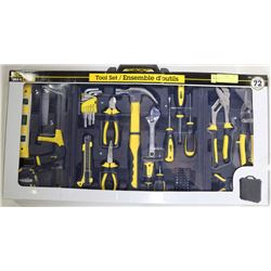 72 PIECE TOOL SET WITH CARRY CASE