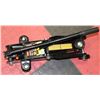 Image 1 : 2 TON FLOOR JACK WITH HANDLE