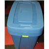 Image 1 : LOT OF 5 LARGE TUFF STORE 121LITER TOTES WITH LIDS