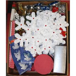 XL FLAT OF NEW CHRISTMAS DECORATIONS , SNOWFLAKES,