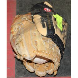 2 NEW CHILDRENS RAWLING BALL GLOVES