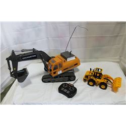 EXCAVATOR AND REMOTE CONTROL BULL DOZER