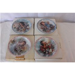 FOUR DECORATIVE COLLECTOR PLATES