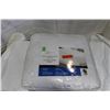 Image 1 : QUEEN DOWN ALTERNATIVE DUVET