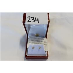 14KT YELLOW GOLD DIAMOND STUD EARRINGS RETAIL $600