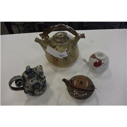 LOT OF TEAPOTS