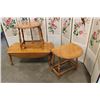 Image 2 : 3-PIECE VICTORIAVILLE MAPLE DROPSIDE COFFEE TABLE SET