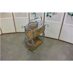 2-TIER METAL/WICKER BASKET