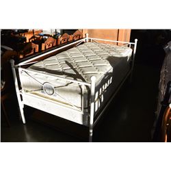 SINGLE SIZE DAYBED WITH CASPER MATTRESS