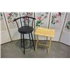 Image 1 : METAL BARSTOOL AND TV TRAY