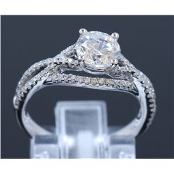 Silver & Cubic Zirconia Ring:2.87gms/Cubic Zirconia:0.31ct